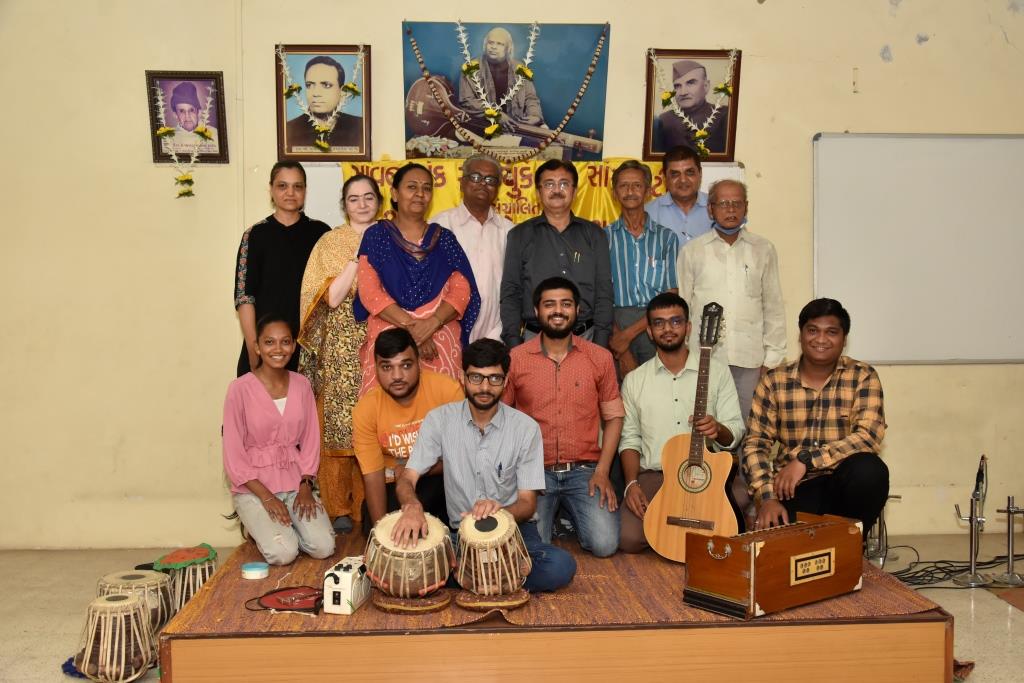 Pandit OmkarNath Thakur Birthday Celebration